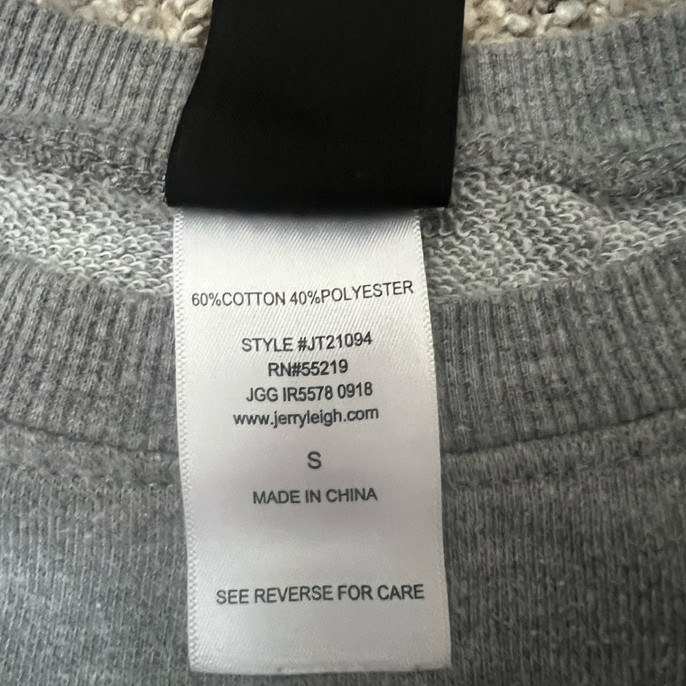 Modern Lux Gray California Crewneck Sweatshirt - Picture 3 of 3